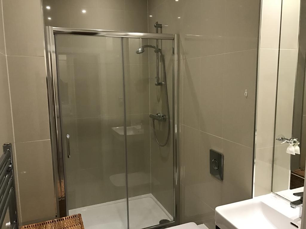 Leamington Spa Serviced Apartments - Villiers House מראה חיצוני תמונה