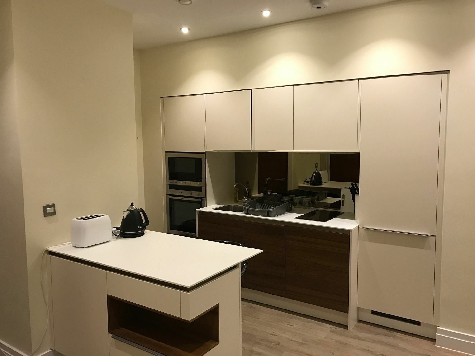Leamington Spa Serviced Apartments - Villiers House מראה חיצוני תמונה